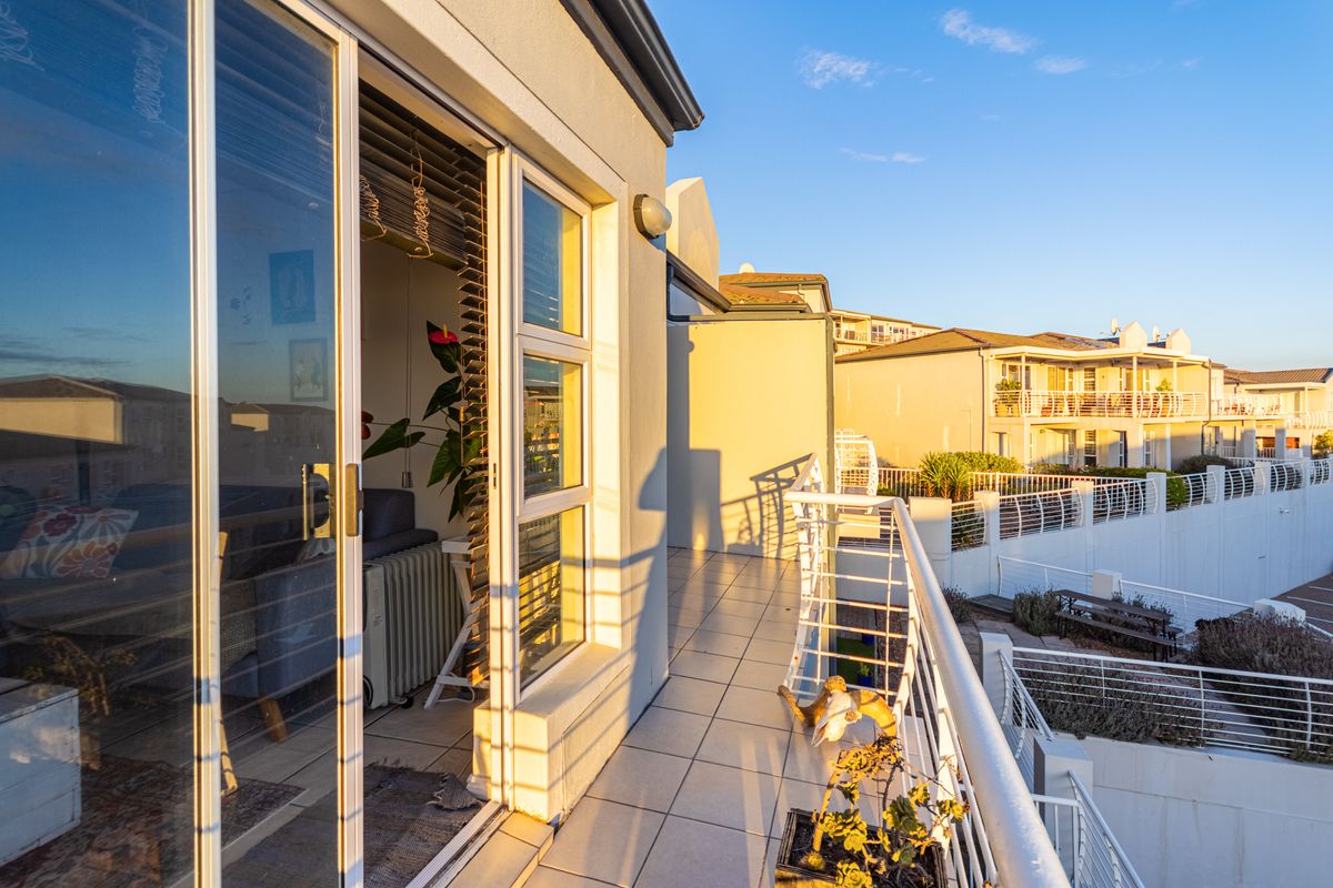 1-Bed Apartment in Dolphin Ridge, Big Bay – Ideal Investment or Coastal Starter!!! - Photo 2