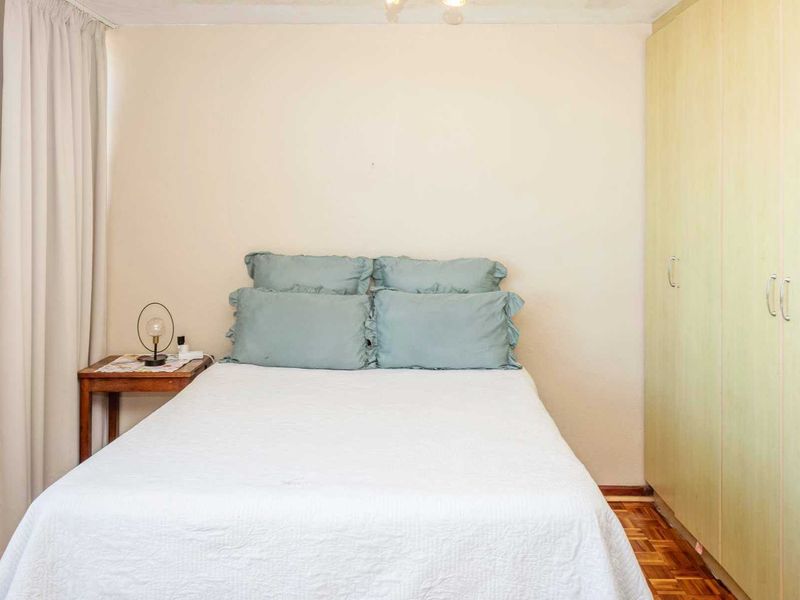 HUMEWOOD STUDIO / BACHELOR APARTMENT FOR RENT - Photo 3