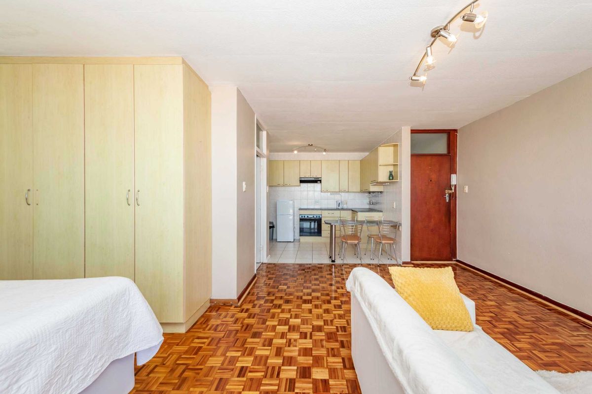 HUMEWOOD STUDIO / BACHELOR APARTMENT FOR RENT - Photo 4