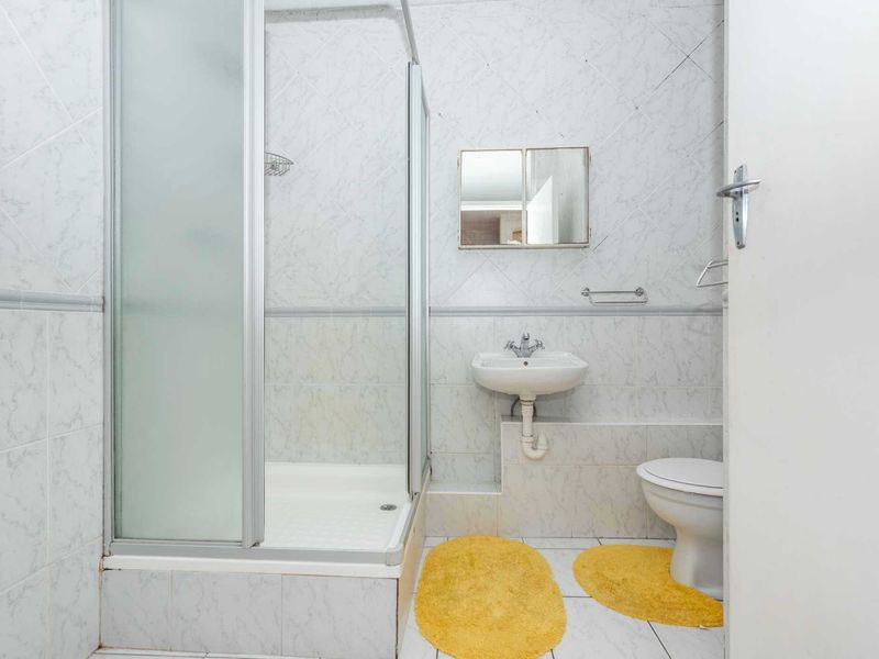 HUMEWOOD STUDIO / BACHELOR APARTMENT FOR RENT - Photo 6