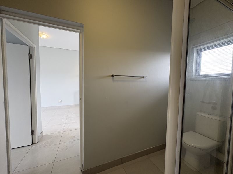 ONE-BEDROOM APARTMENT FOR SALE. - Photo 10