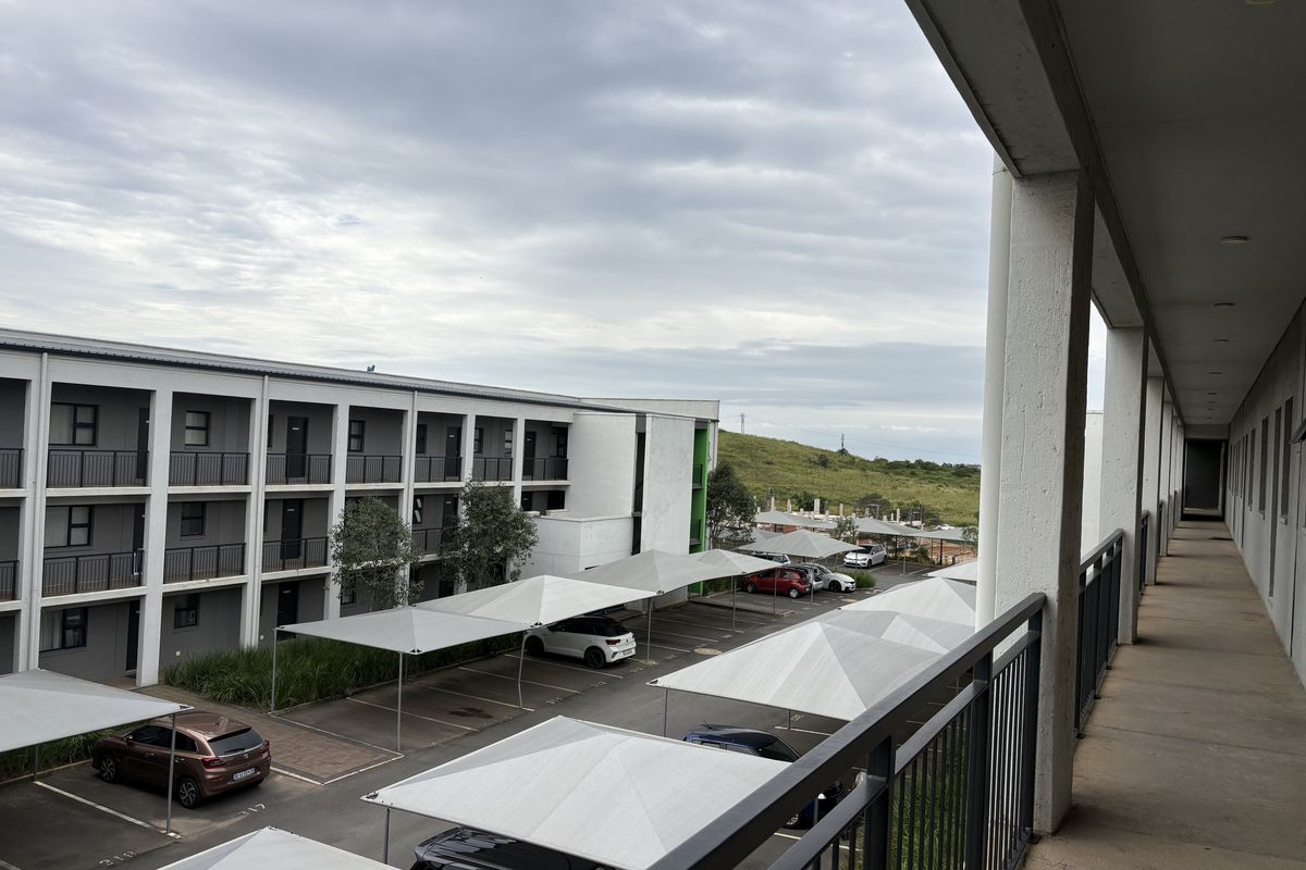 ONE-BEDROOM APARTMENT FOR SALE. - Photo 4