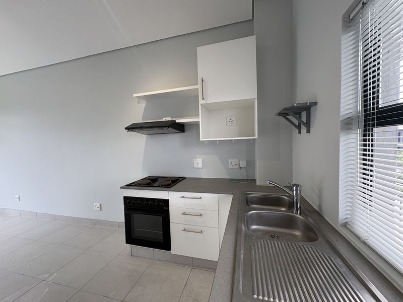 ONE-BEDROOM APARTMENT UP FOR GRABS-CALLING ALL INESTORS. - Photo 5
