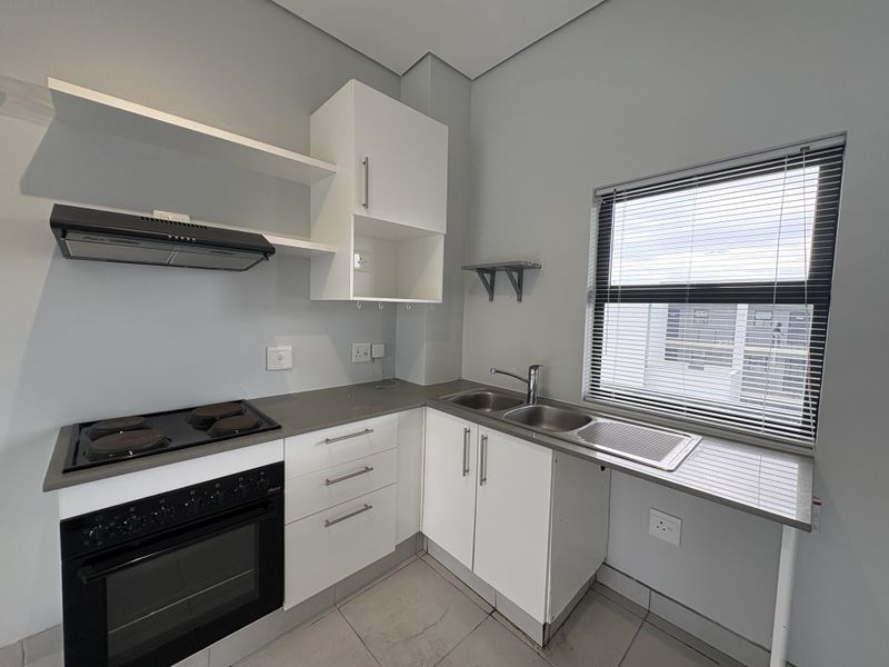 ONE-BEDROOM APARTMENT UP FOR GRABS-CALLING ALL INESTORS. - Photo 3