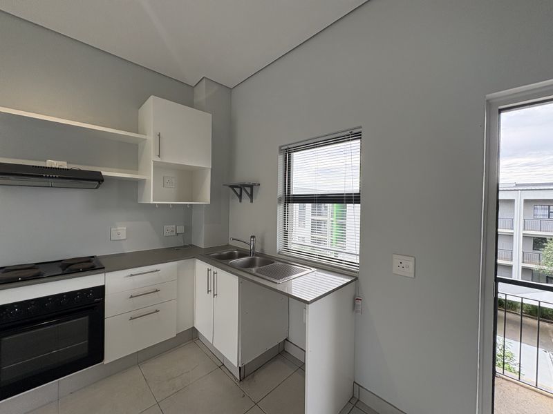 ONE-BEDROOM APARTMENT UP FOR GRABS-CALLING ALL INESTORS. - Photo 4