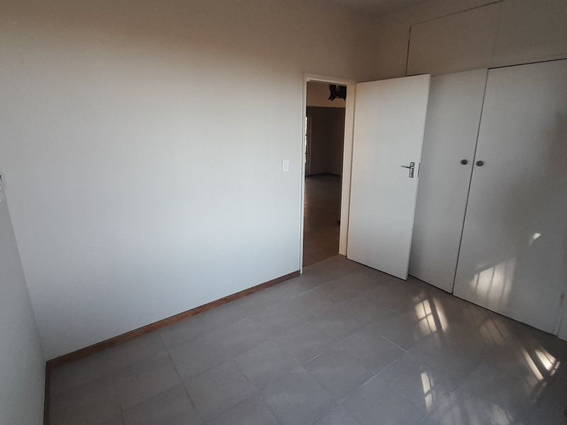 Smart buy with great potential - Photo 6