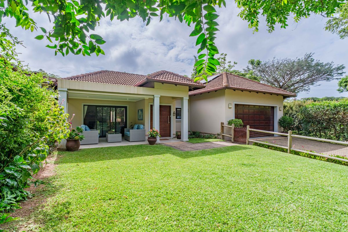 Beautiful Home in Ballito Gardens - Photo 2