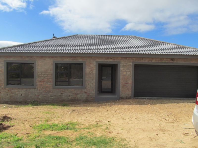 Move-In Ready Masterpiece with Breathtaking Langeberg Views In Albertinia - Photo 2