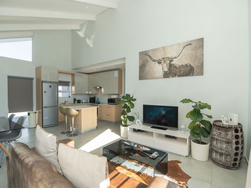 2 BED 1 BATH WITH GARAGE FOR SALE - Photo 10