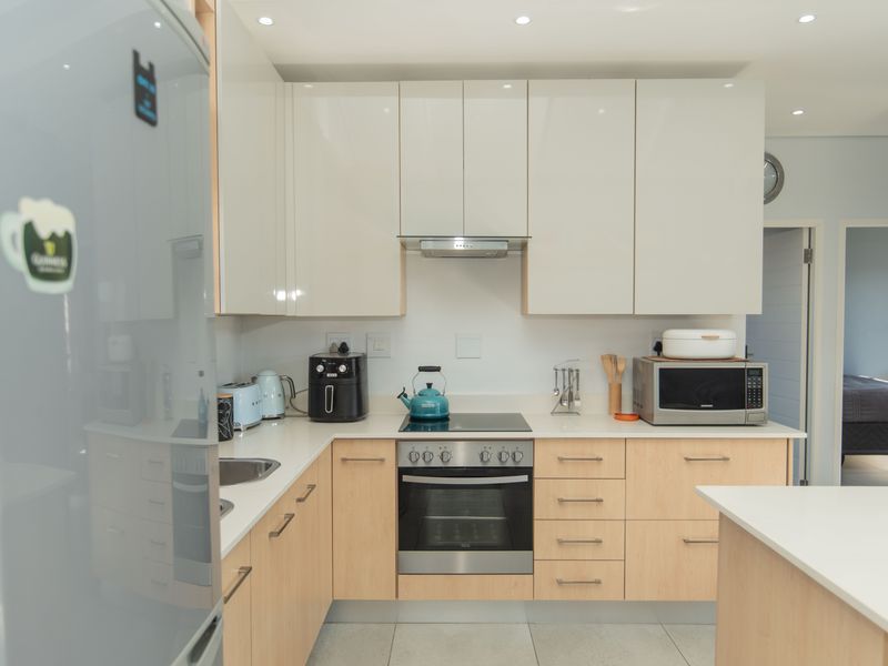 2 BED 1 BATH WITH GARAGE FOR SALE - Photo 6