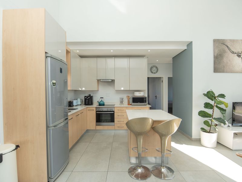 2 BED 1 BATH WITH GARAGE FOR SALE - Photo 7