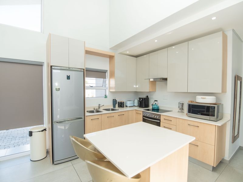 2 BED 1 BATH WITH GARAGE FOR SALE - Photo 5