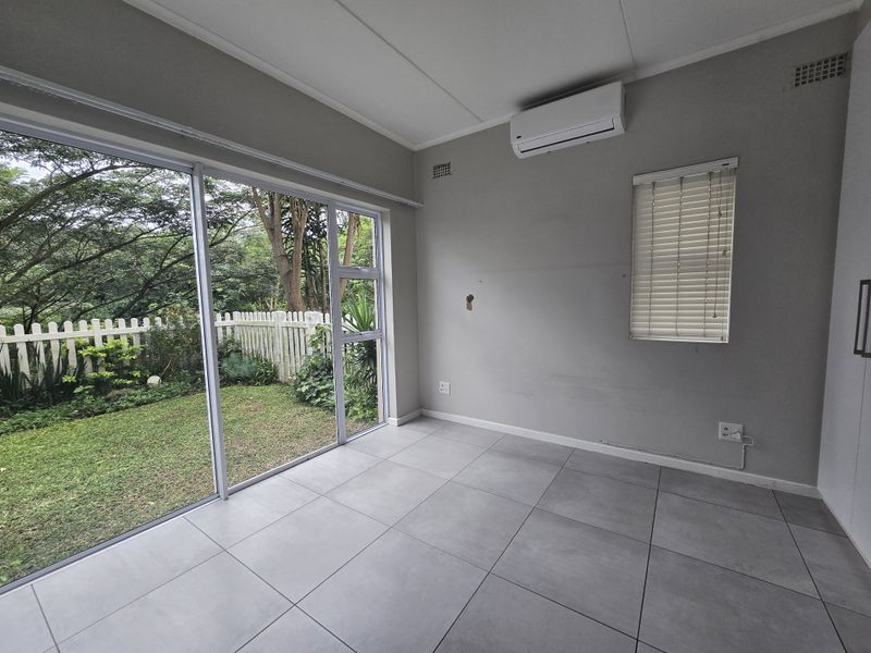 Apartment for RENT in the sought after estate Manor Estate - Photo 8