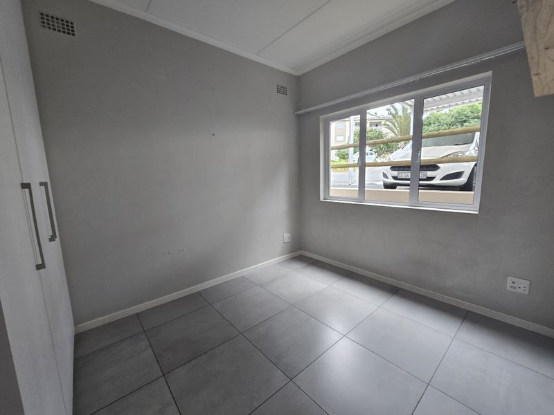 Apartment for RENT in the sought after estate Manor Estate - Photo 7