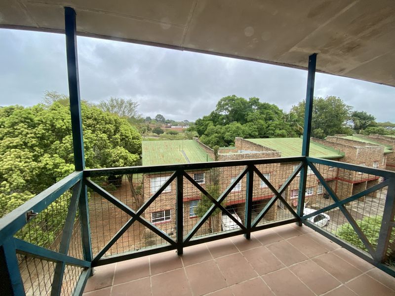 1 Bedroom Loft Apartment to Let in White River - Photo 8