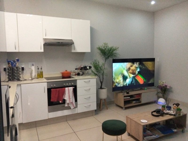 Cosy 1 bed apartment in Umhlanga - Photo 5