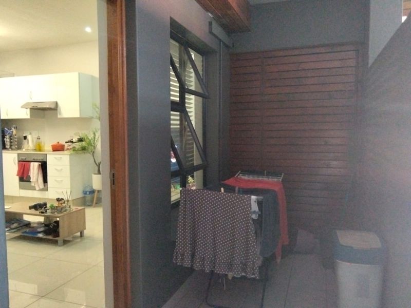 Cosy 1 bed apartment in Umhlanga - Photo 9