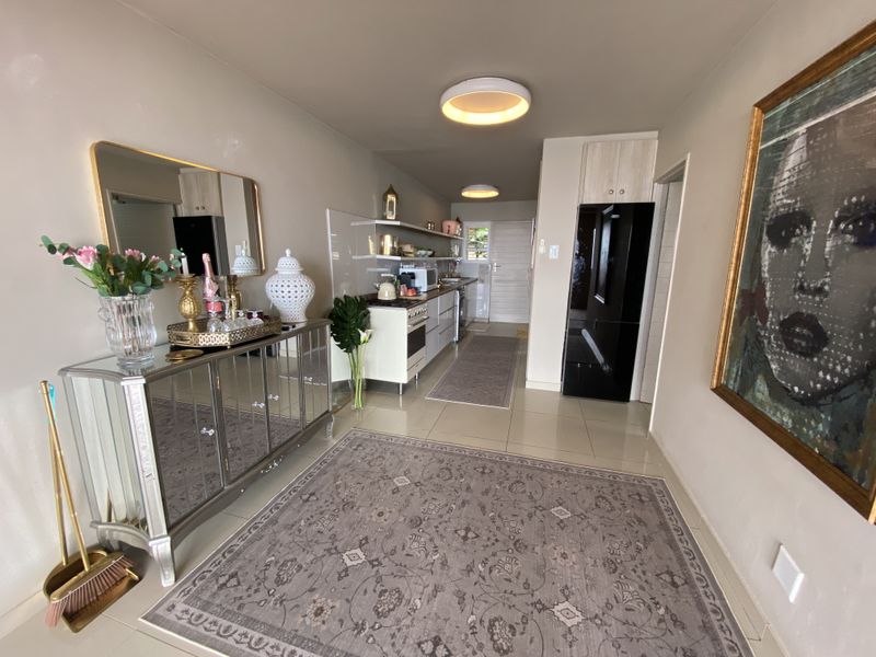 Beachfront apartment on North Beach Road - Photo 3