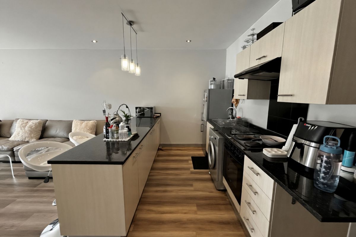 77 sqm ONE BED PET FRIENDLY GARDEN GEM - Photo 5