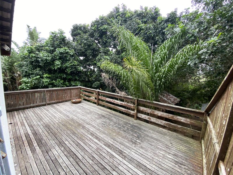 Spacious 4 Bedroom Family Home with a flatlet - Pet Friendly - Photo 6