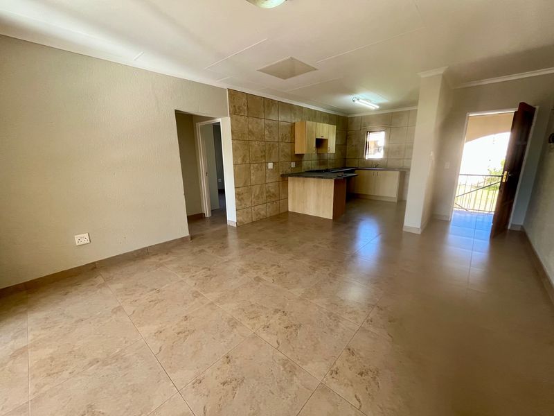 Newly Renovated 2 Bedroom House To Let in Stonehenge - Photo 3