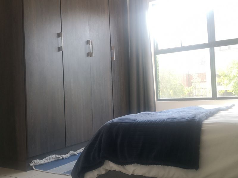 3 Bed Modern First Floor Apartment - Photo 10