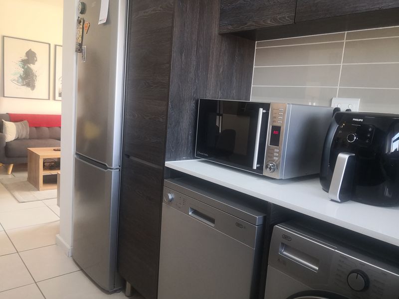 3 Bed Modern First Floor Apartment - Photo 7