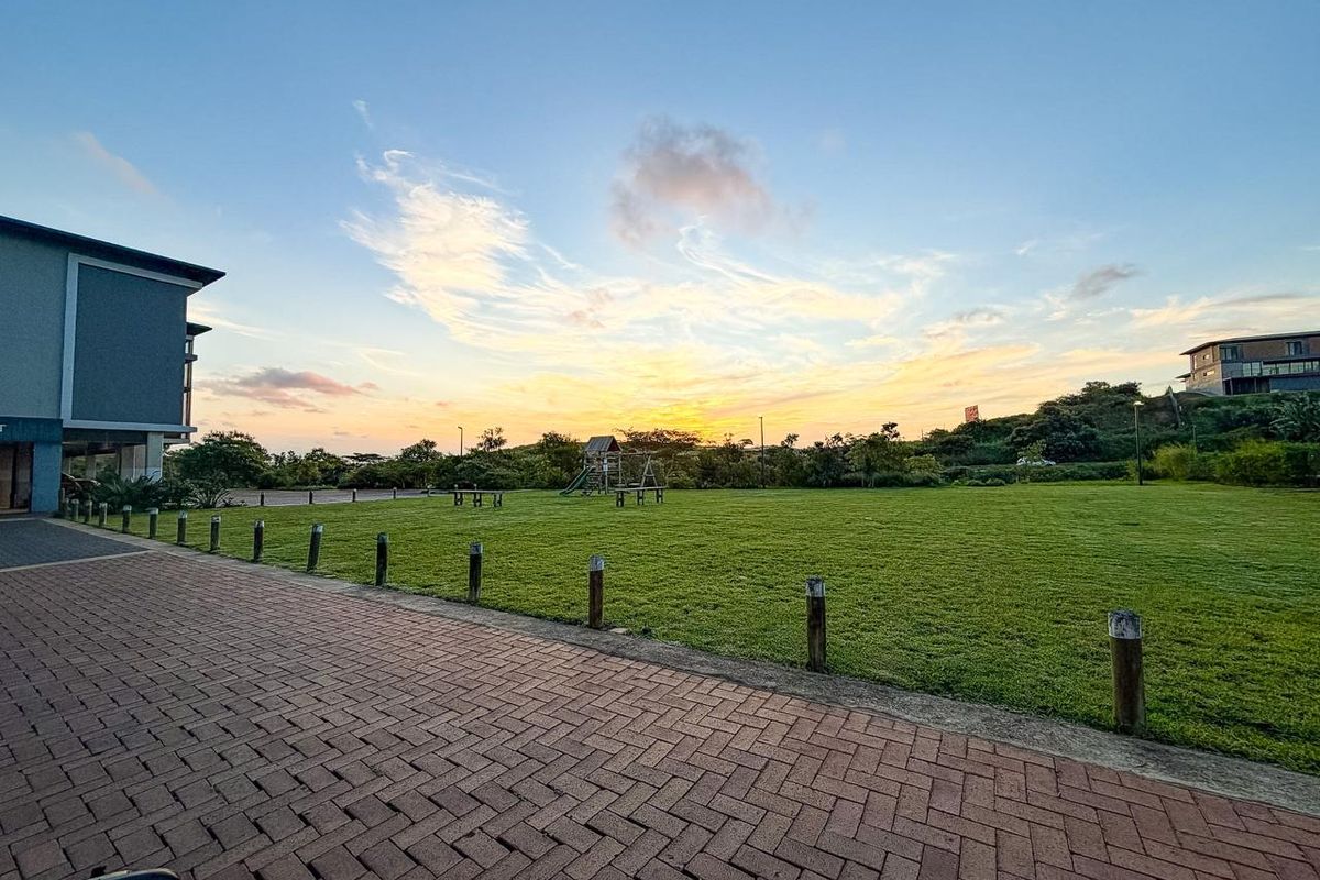 INVESTMENT-READY 2-BEDROOM APARTMENT - Photo 2