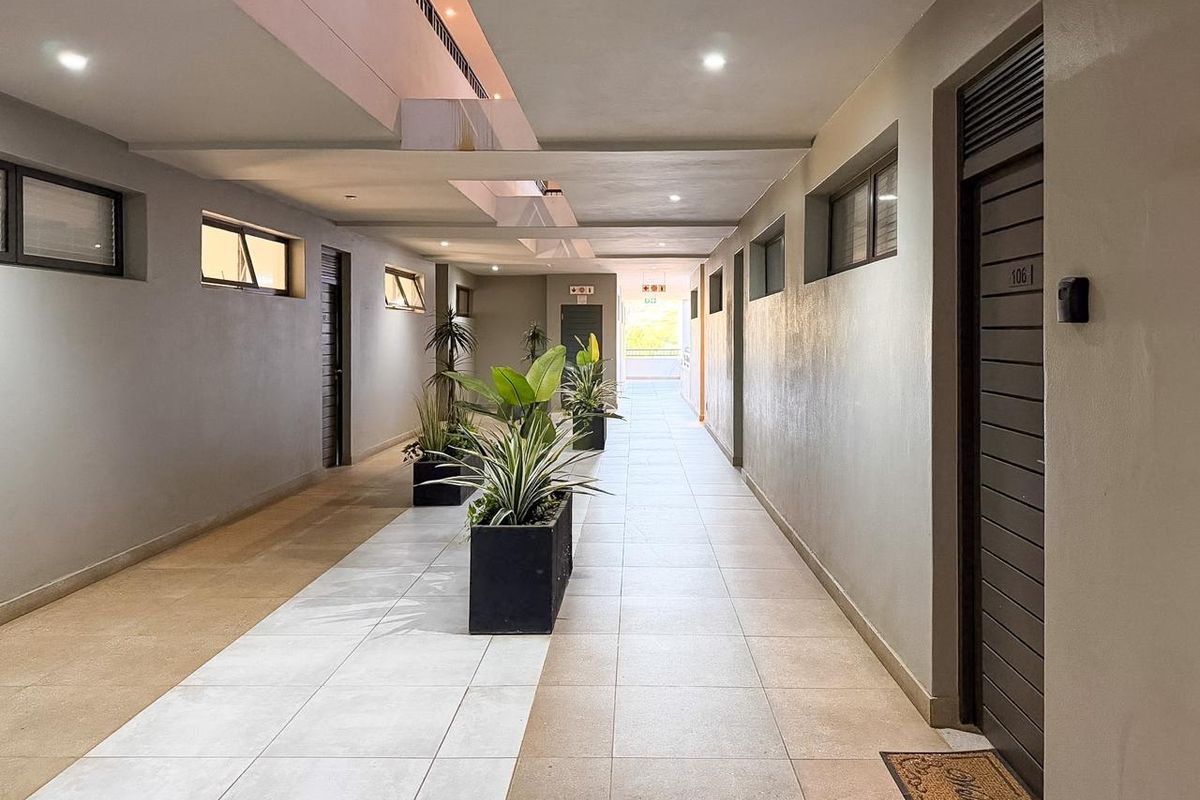 INVESTMENT-READY 2-BEDROOM APARTMENT - Photo 4