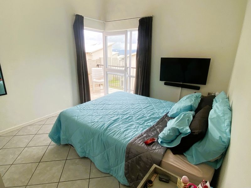 High Ceilings- High Potential - Photo 9