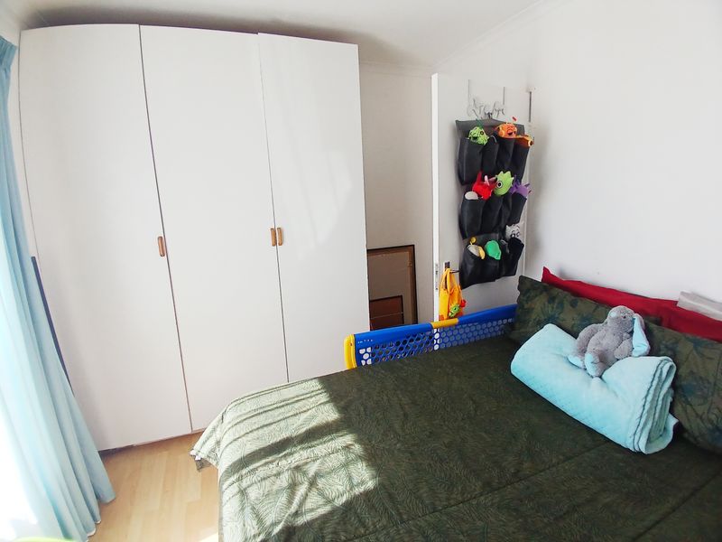 OVERBAAKENS 3 BED 1 BATH HOUSE FOR RENT - Photo 5