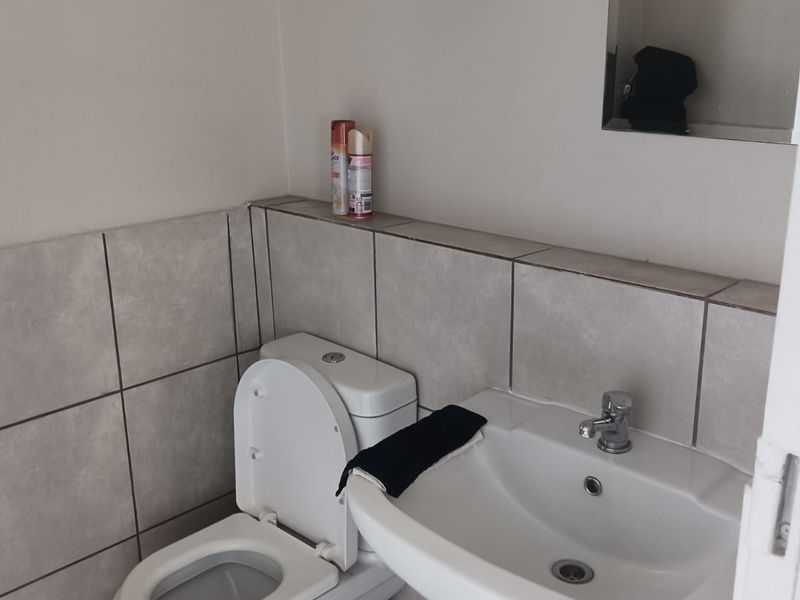 2 Bedroom Apartment in Bridge City - Photo 8