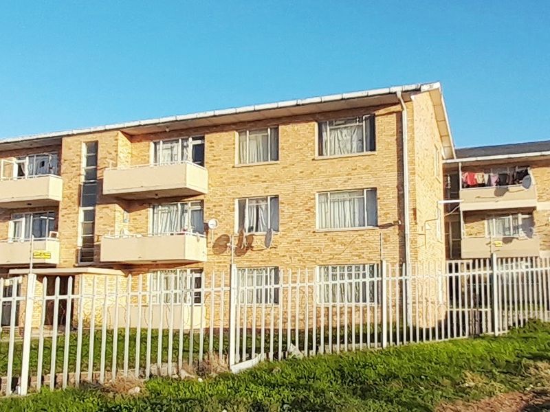 SIDWELL ROOM IN APARTMENT FOR RENT - Photo 4