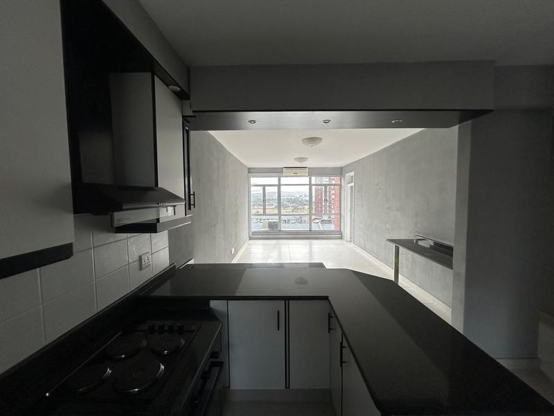 2.5 Bedroom for Sale in North Beach - Photo 3