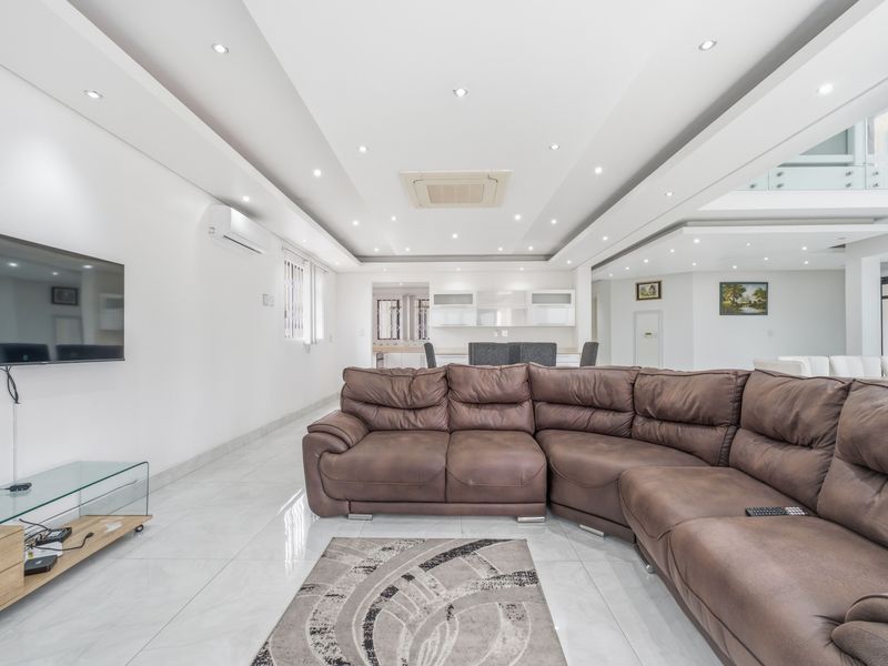 Income-Generating Coastal Asset in Ballito Central - Photo 8