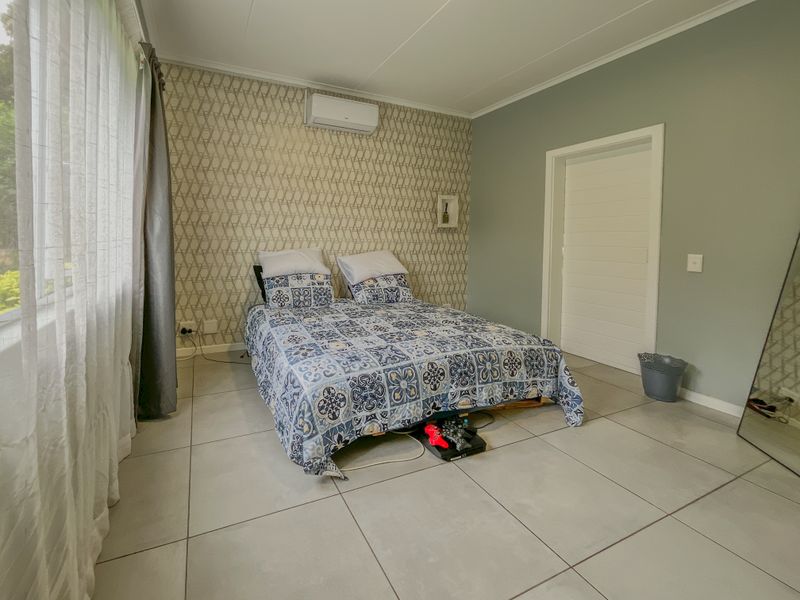 Ground Floor Living with Private Garden in Sought-After Manor Gardens - Photo 8