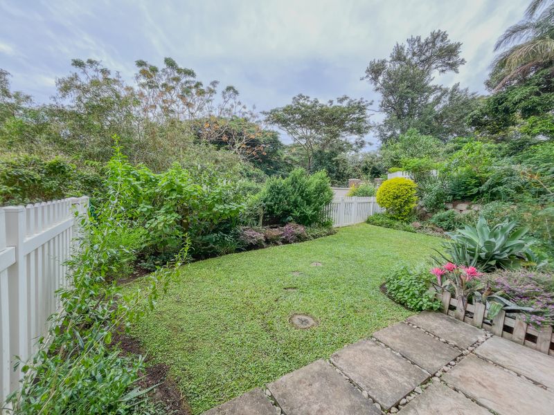 Ground Floor Living with Private Garden in Sought-After Manor Gardens - Photo 3
