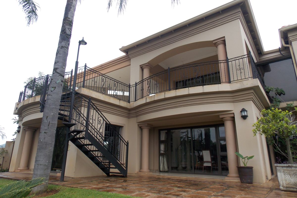 Luxury Waterfront Living in Westlake Country & Safari Estate - Photo 5