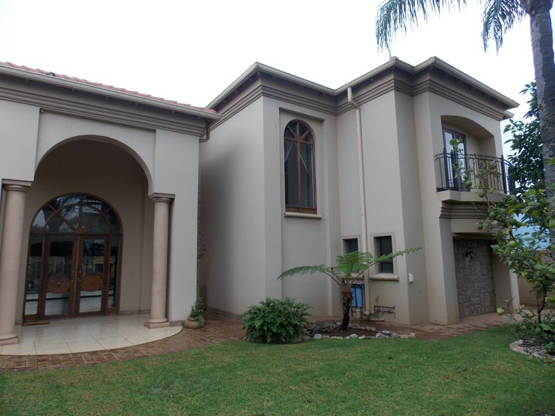 Luxury Waterfront Living in Westlake Country & Safari Estate - Photo 7