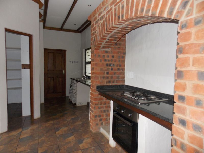 Perfect Starter family home - Photo 6