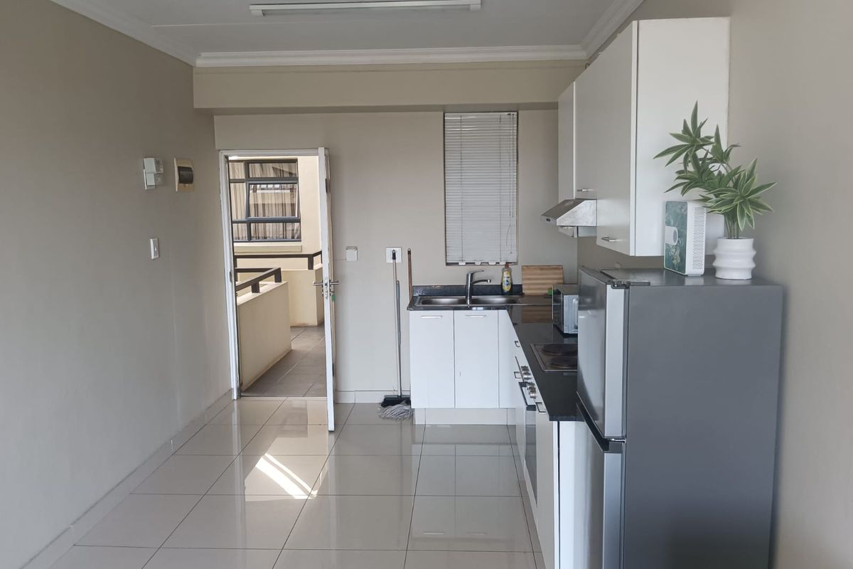 Two bedroom apartment for sale in Umhlanga Ridge. - Photo 3