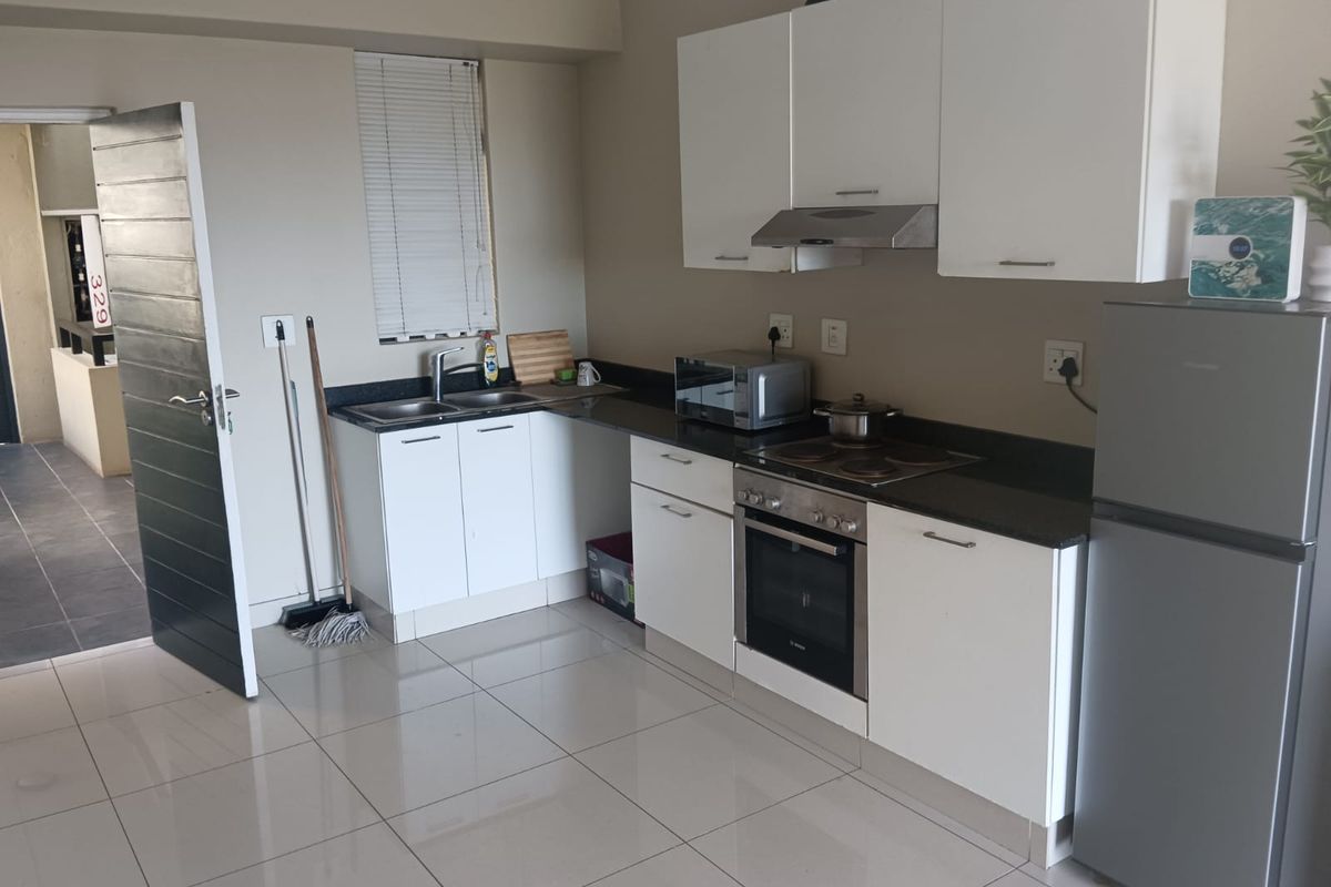 Two bedroom apartment for sale in Umhlanga Ridge. - Photo 2