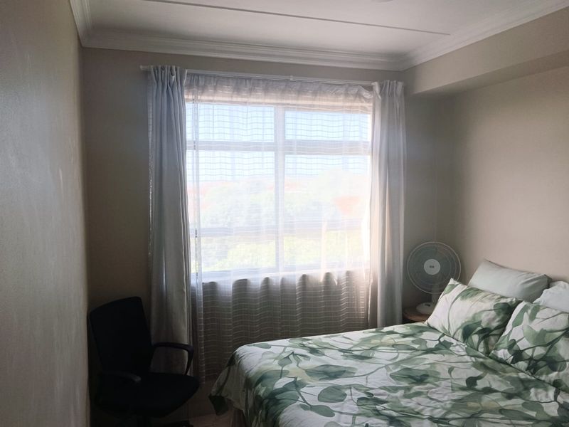 Two bedroom apartment for sale in Umhlanga Ridge. - Photo 9