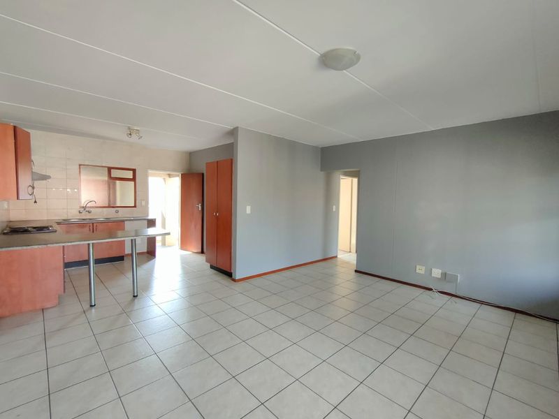 Perfect Starter Home or Investment Opportunity - High Demand Area! - Photo 7