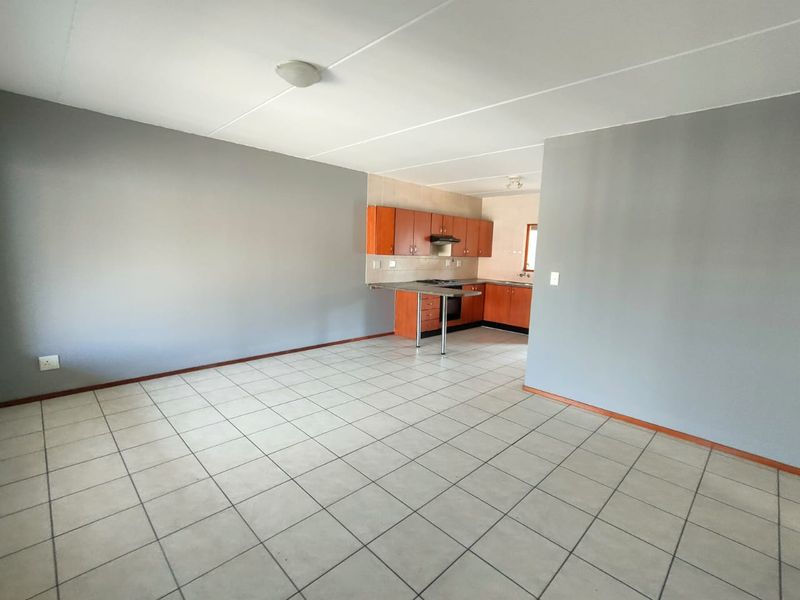 Perfect Starter Home or Investment Opportunity - High Demand Area! - Photo 6