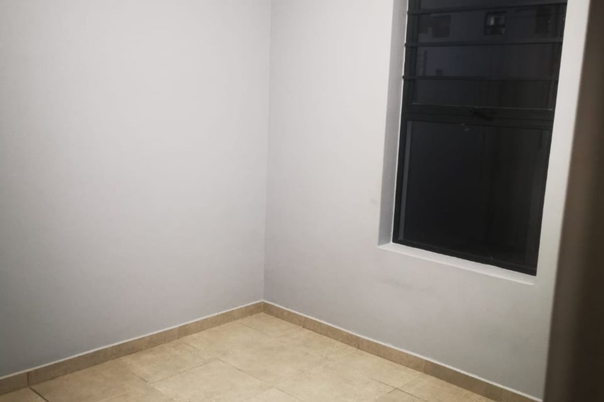 2 Bedroom Apartment For Rent -  Parkhill Place - Photo 5