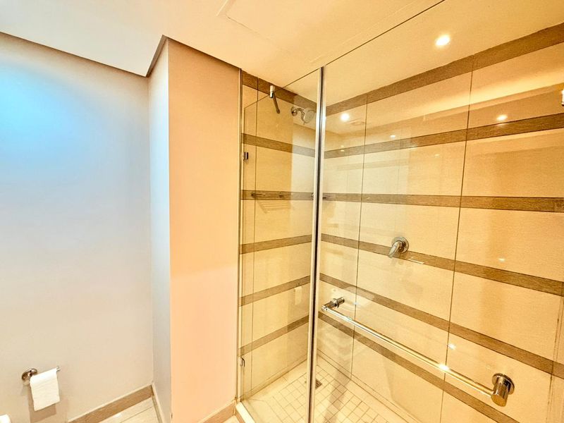 2 Bedroom, 2 Bathroom Furnished Apartment – The Pearls - Photo 10
