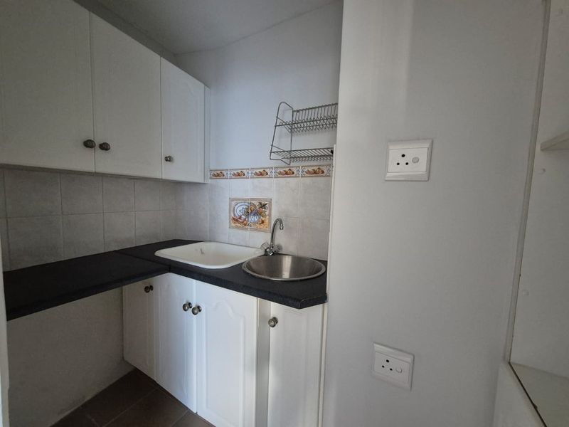 2 Bedroom Home with Sea Views in Klein Brak - Photo 9