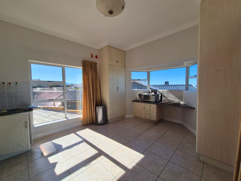 Furnished 1 Bedroom Unit with Sea Views in Klein Brak - Photo 3