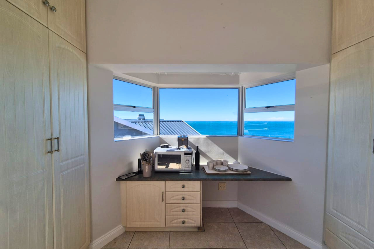 Furnished 1 Bedroom Unit with Sea Views in Klein Brak - Photo 2